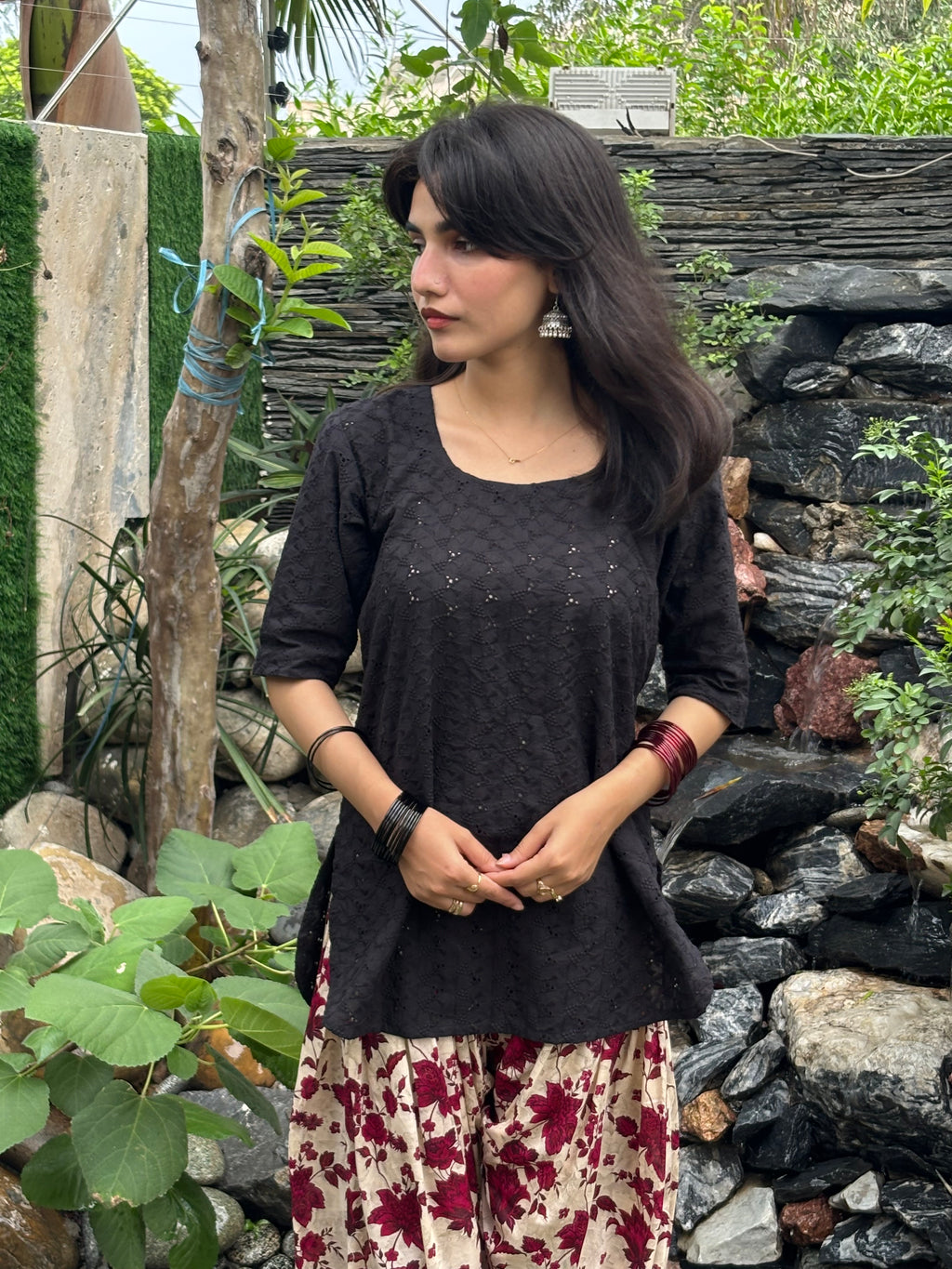 Gulab Kurti
